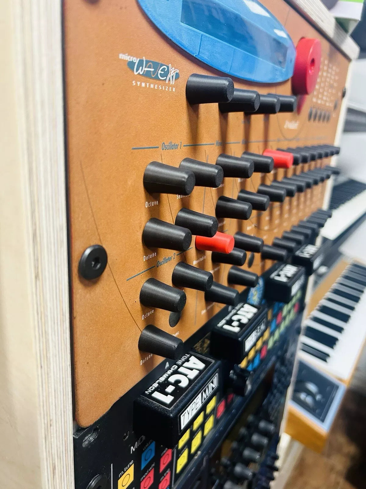 Set Of Waldorf Microwave XT Charcoal (42) And Red (2) Knobs image 2